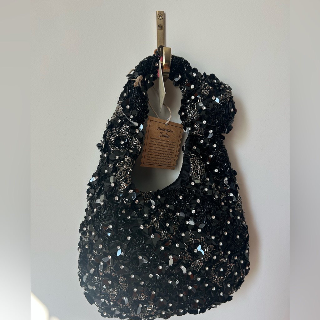 Viral Beaded Floral Black Rhinestone Sequins Bag